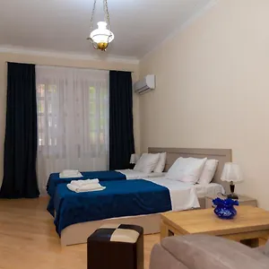 Holiday Rooms Тбилиси